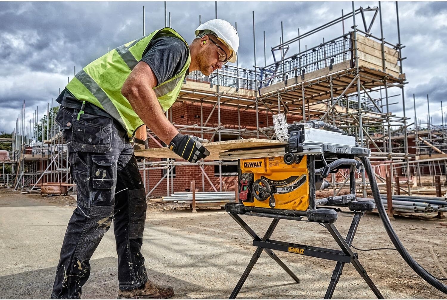 image:imageDEWALT 15 Amp 814 in Compact Portable Jobsite Table Saw DWE7485814Inch Saw