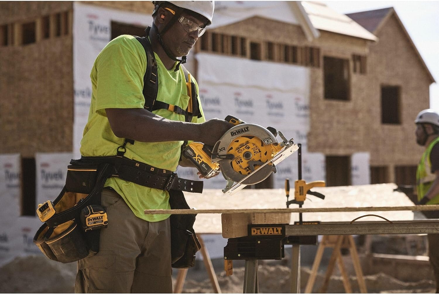 image:imageDEWALT 20V MAX XR Brushless Cordless 714 in Circular Saw Tool Only DCS590B