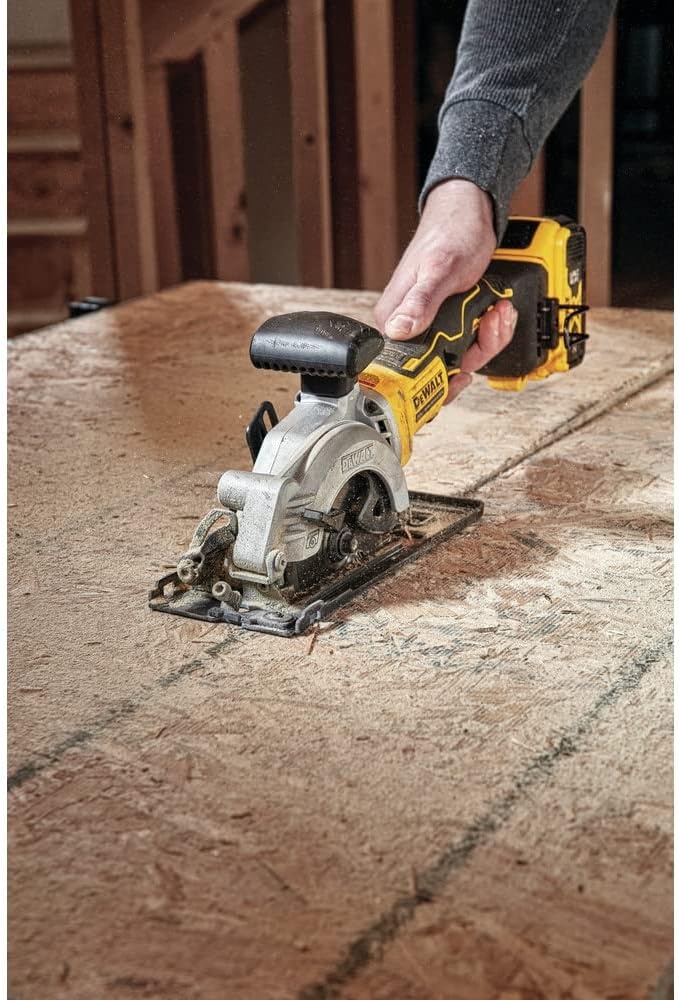 image:imageDEWALT ATOMIC 20V MAX Circular Saw Kit 412Inch DCS571P1