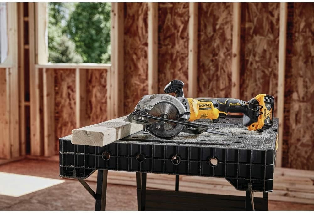 image:imageDEWALT ATOMIC 20V MAX Circular Saw Kit 412Inch DCS571P1