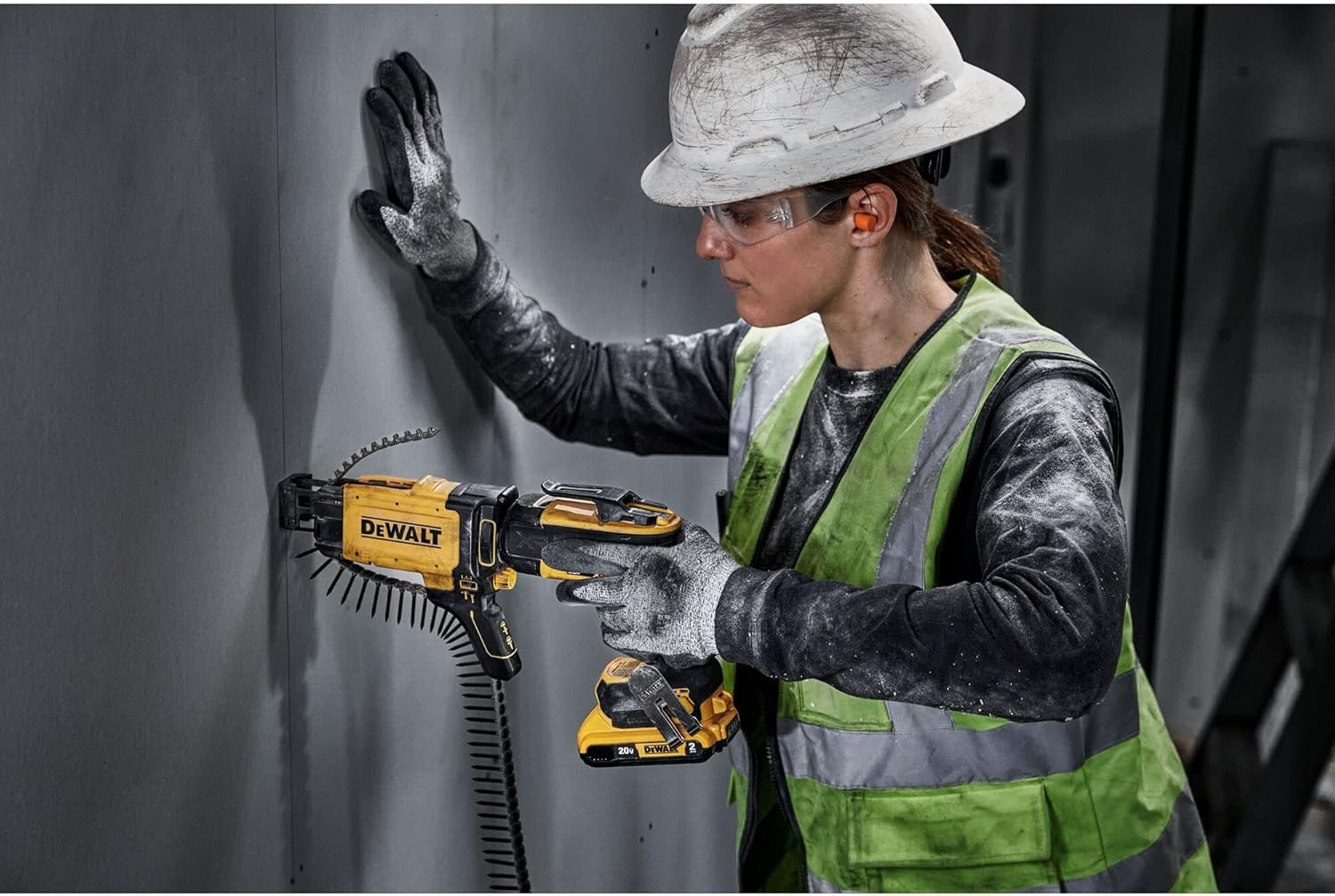 image:imageDEWALT DCF620D2 20V Drywall Screw Gun20V MAX Drywall Screwgun Kit