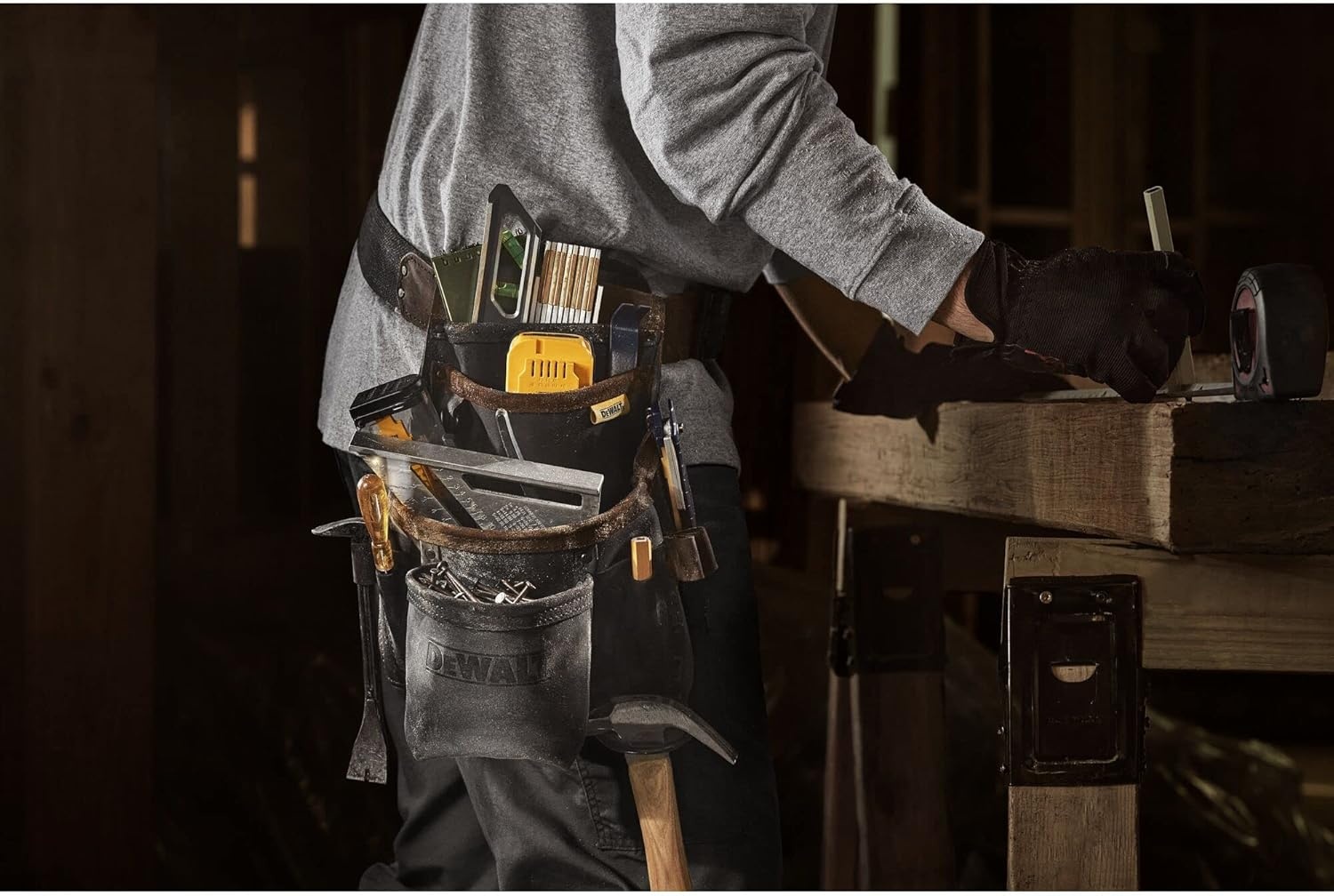 image:imageDEWALT Leather Tool Belt Organizer with 18 Pockets Heavy Duty Construction DWST550113One Size