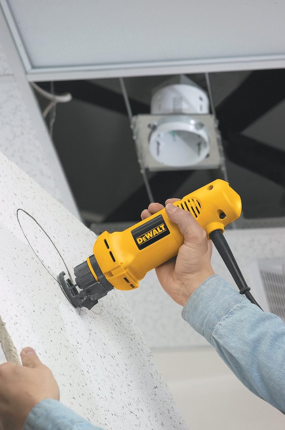 image:imageDEWALT Rotary Saw with 18Inch and 14Inch Collets 5Amp Corded DW660