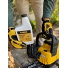 DEWALT – Biodegradable Bar & Chain Oil – Green, Eco-Friendly, Non-Toxic Professional Bar & Chainsaw Lubricant – Ultraclean All-Season Oil for Gas, Electric Saw, and Pole Saw, 32 oz (Case of 12)(32 oz (Case of 6))