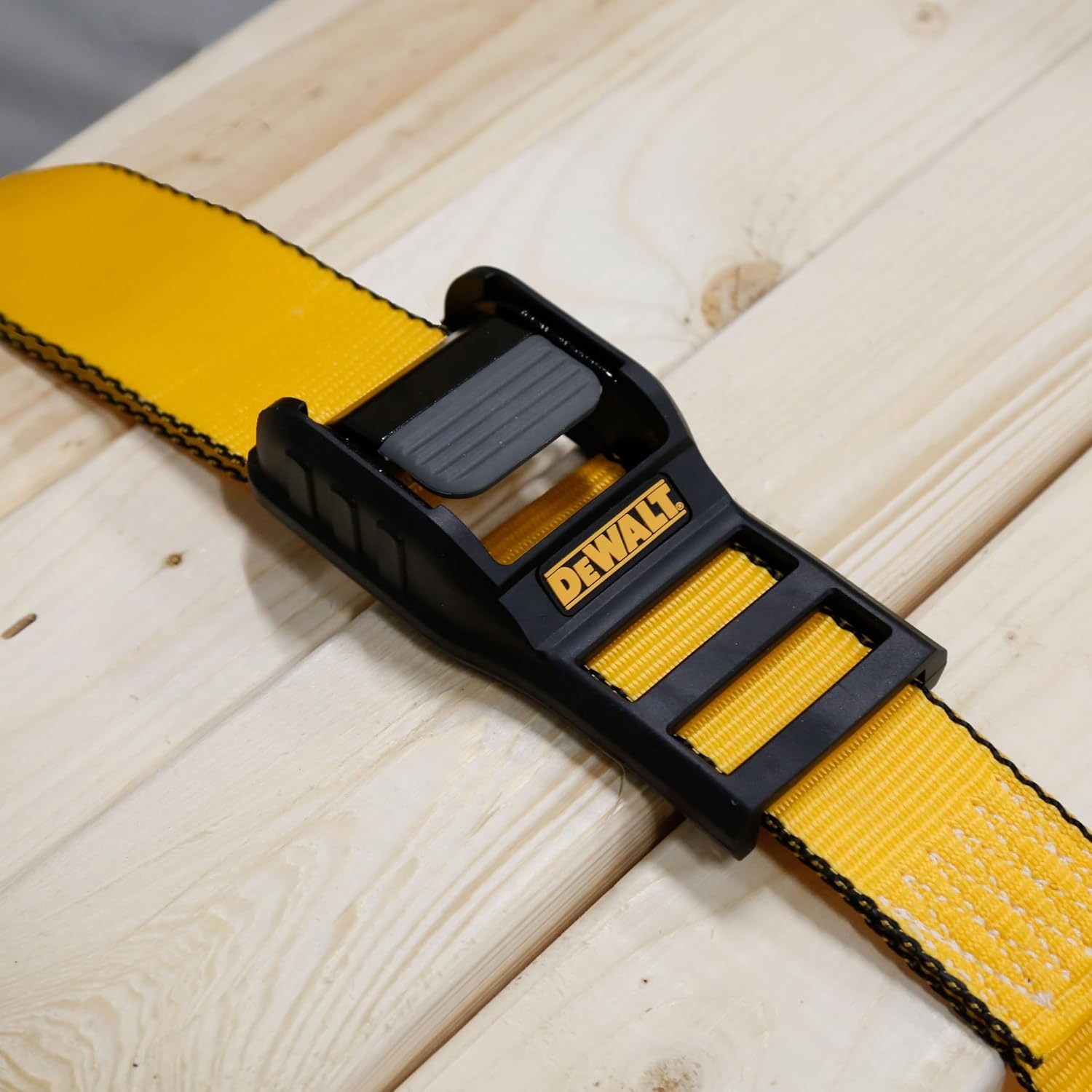 image:imageDEWALT 2163000 lbs MidDuty Lashing Straps 2Pack HeavyGauge Steel Frame Armored Rubber Cam Shroud Weather amp Wear Resistant Straps For Quick Bundling of Midweight Cargo2 x 16