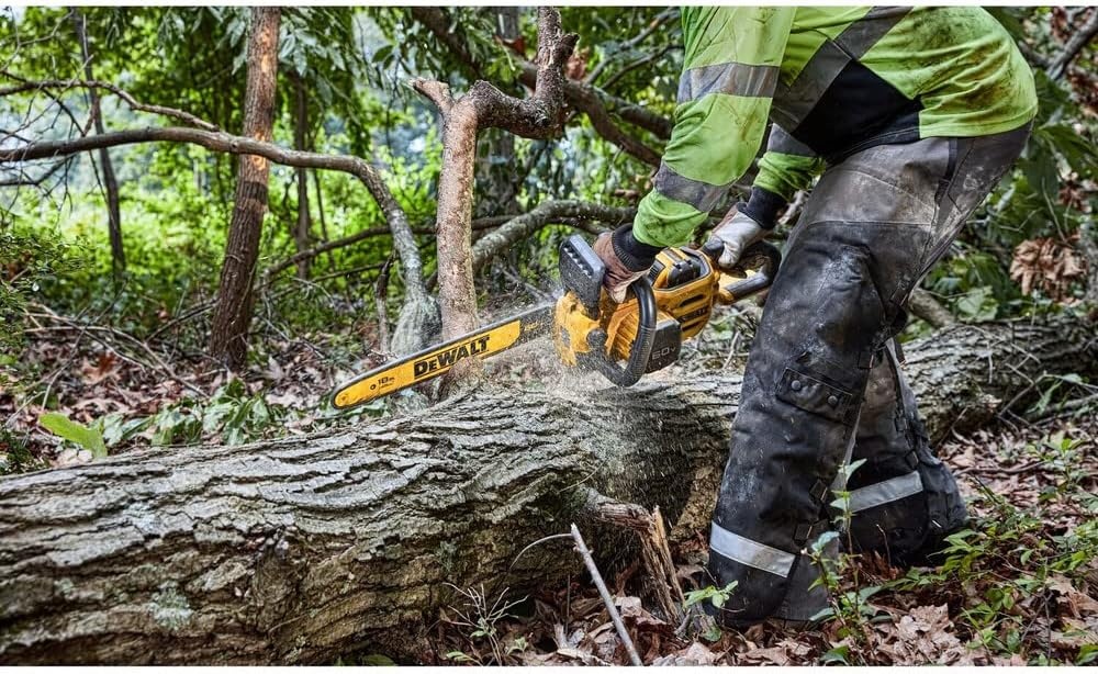 image:imageDEWALT 60V FLEXVOLT 18 Brushless Chainsaw DCCS672X1