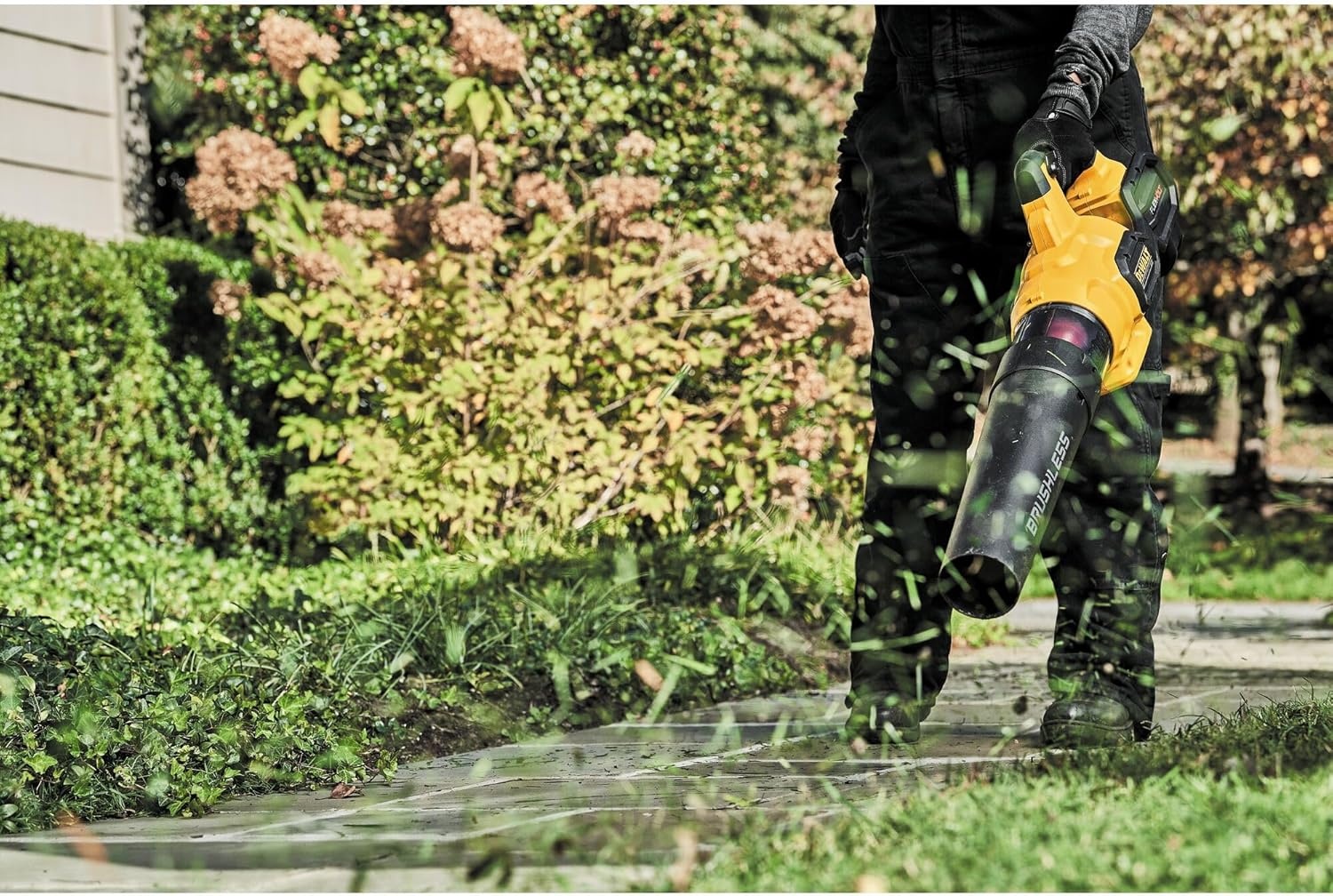 image:imageDewalt Blower AXIAL BRUSHLESS 600 CFM DCBL772X1Blower Kit Only