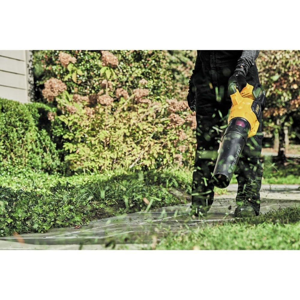 image:imageDewalt Blower AXIAL HNDHLD 60V 600CFM DCBL772B