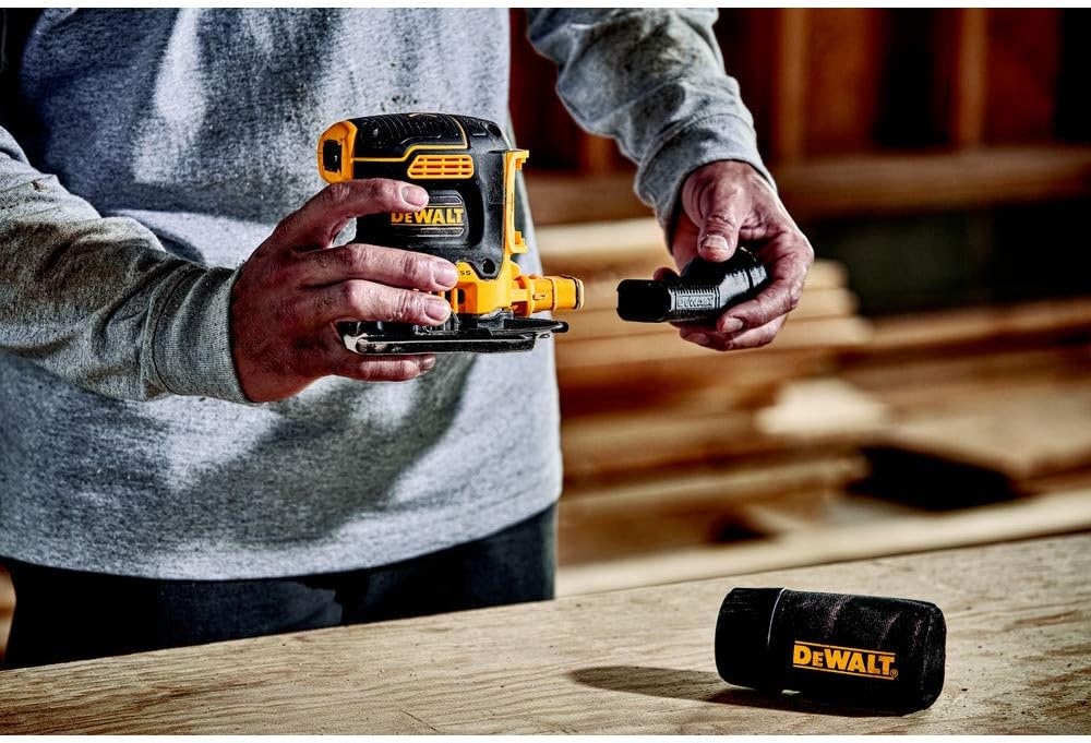 image:imageDEWALT DCW200D1 20V MAX XR Cordless 14 Sheet Variable Speed Sander Kit 20 Ah Battery