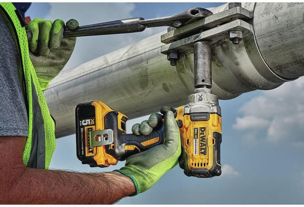 image:imageDEWALT 20V MAX XR Impact Wrench Kit Hog Ring Anvil 12Inch DCF894HP2Impact Wrench Only