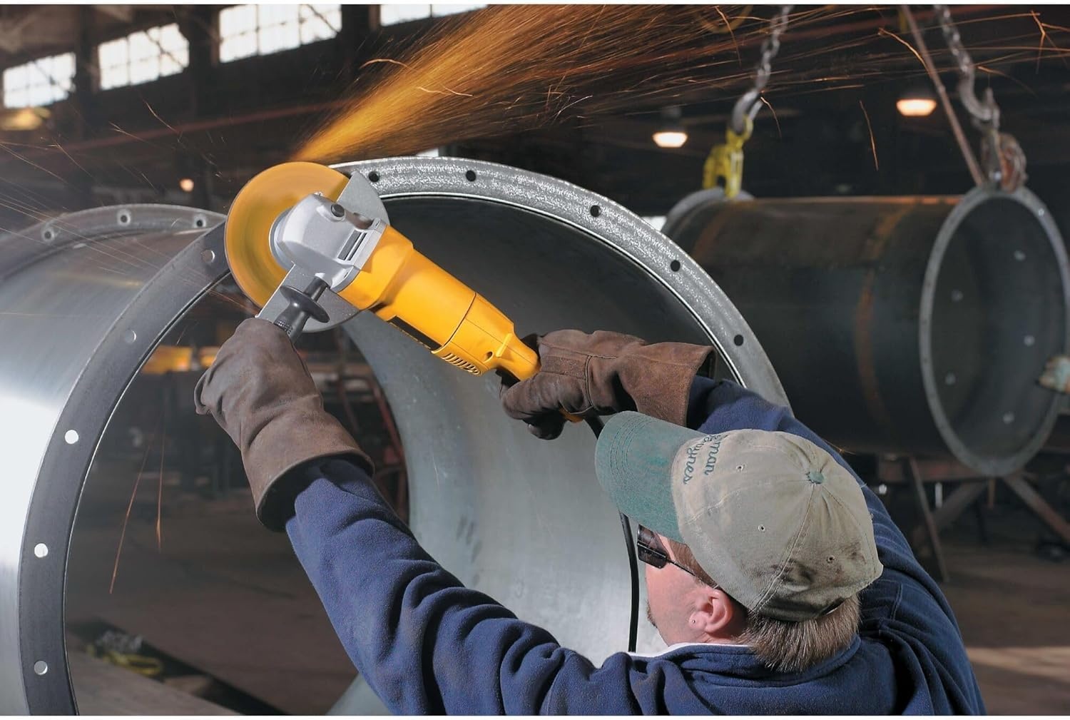image:imageDEWALT Angle Grinder 7 in 13 Amp 8000 RPM High PowertoWeight Heavy Duty Electric Grinder Tool Corded DW840